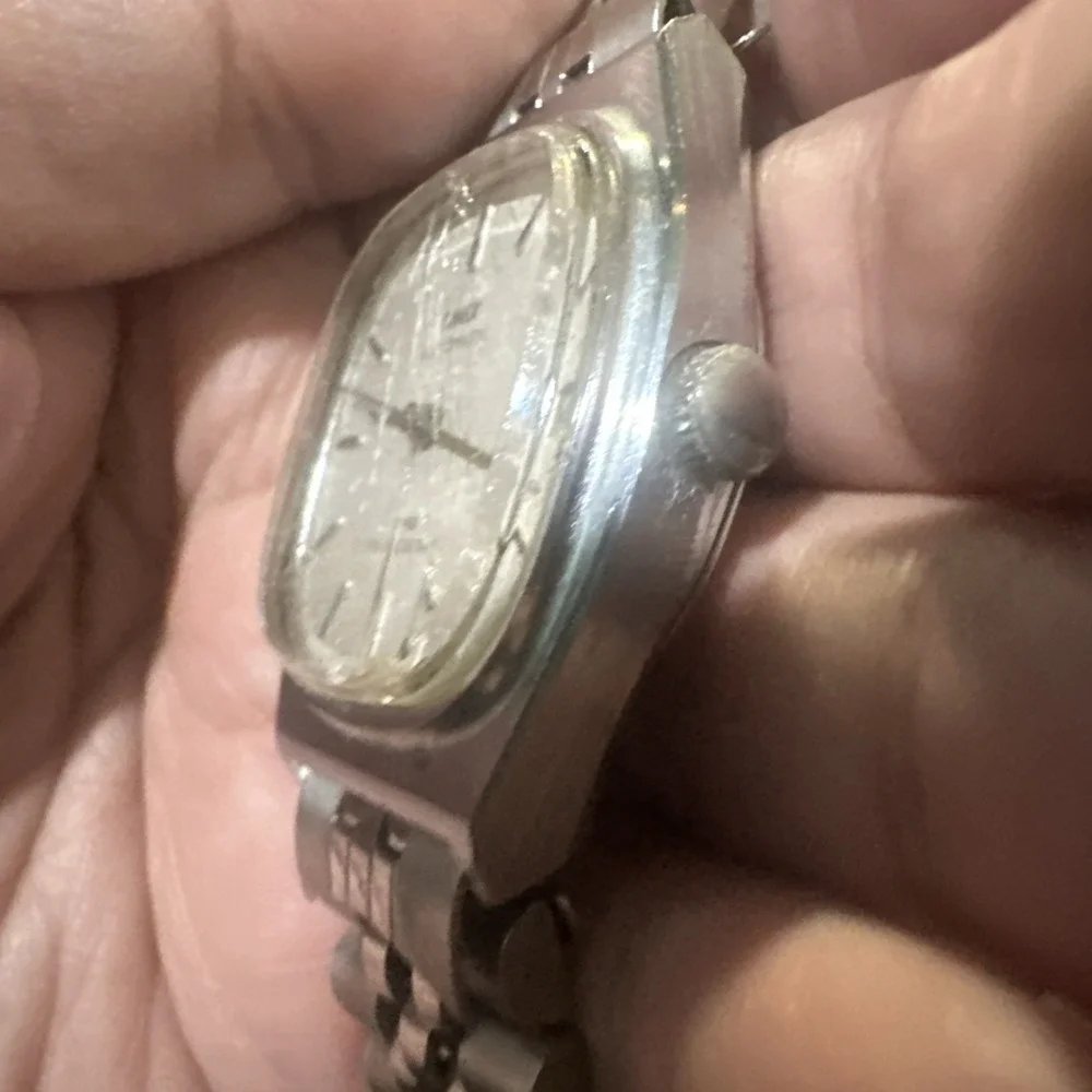 Working Vintage Timex Automatic Mens watch Silver Tone Steel 34mm Fit‎ 7.5 Runs